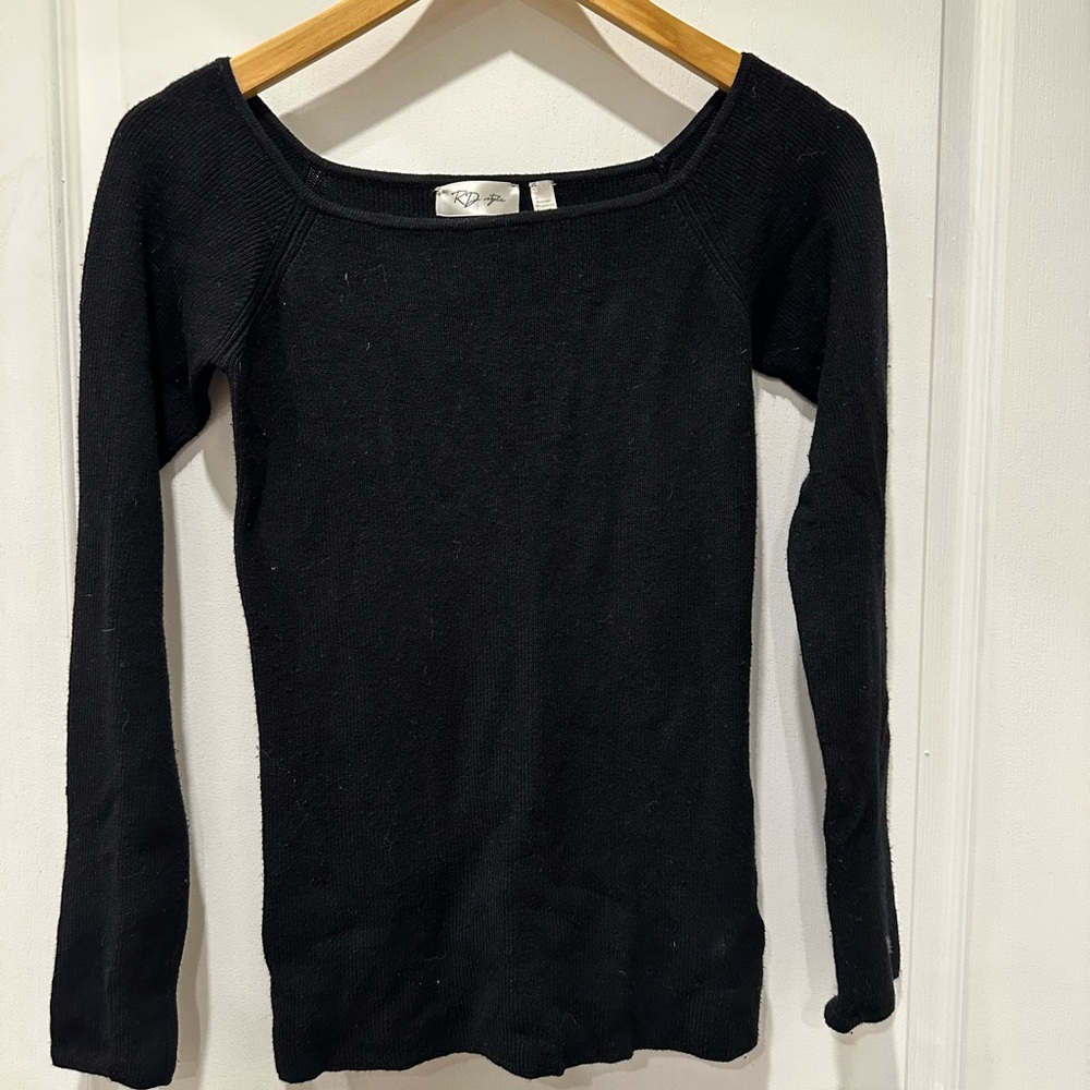 RD Style Black Long Sleeve Scoop Neck Knit Top